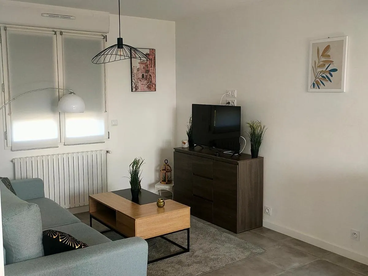 Holiday home Maison Proche De Saint Malo. Villa Miniac-Morvan